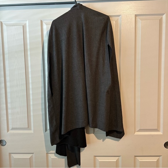 New Zara $109 Wool Blend Gray Oversized Cape Shawl 0264/488 Medium - Picture 8 of 15